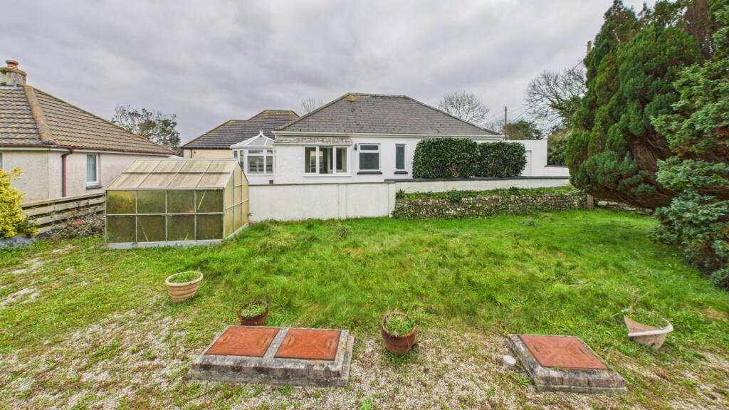 2 Bedroom Bungalow for Sale