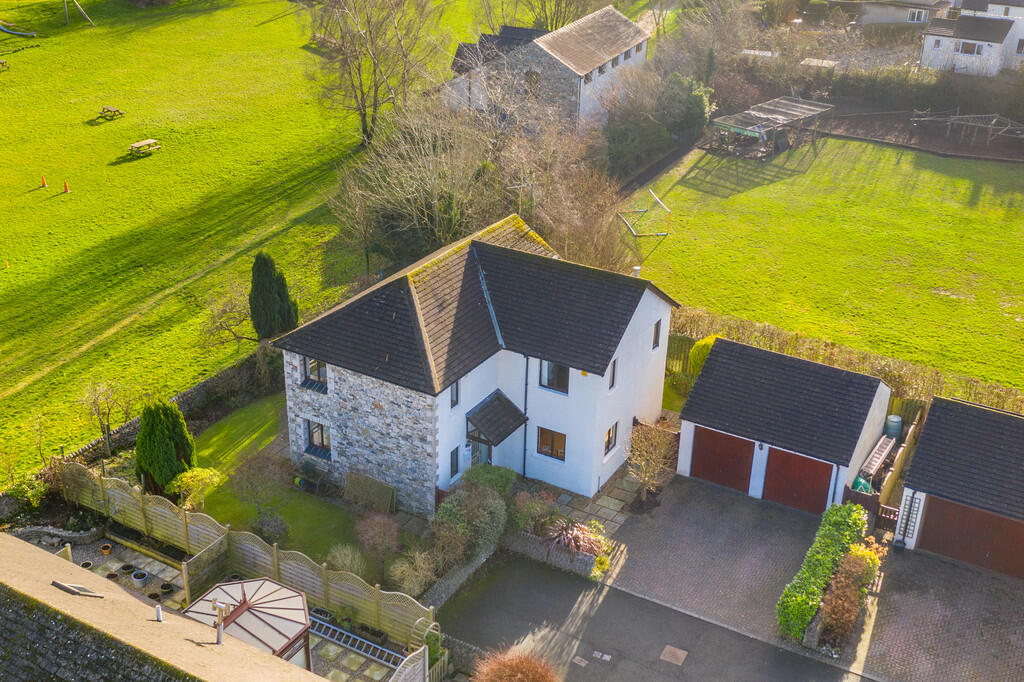 Ariel View of 7 O...