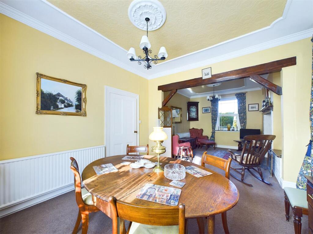 Living Room/Dining Room