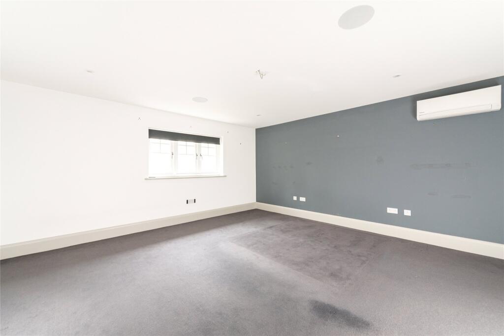 Principal Bedroom