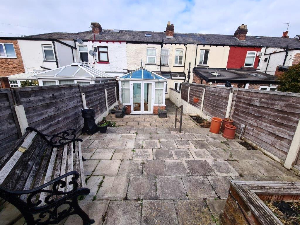 5 Fraternitas Terrace 30/09/2025, 12:47 2025100...