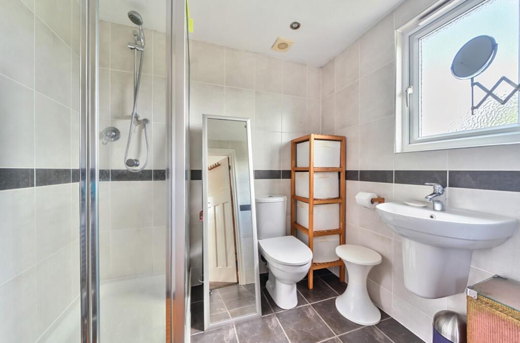 Ensuite