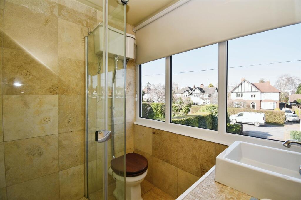 En-suite shower room