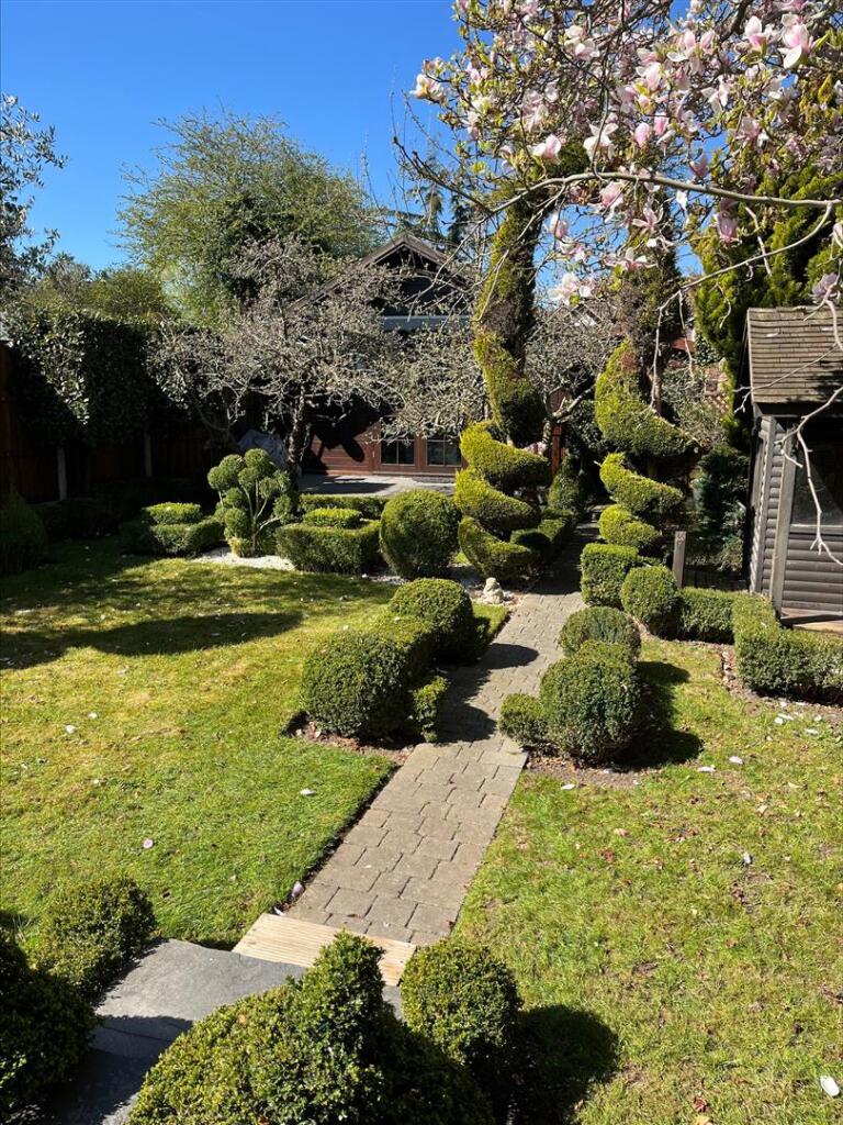 GARDEN