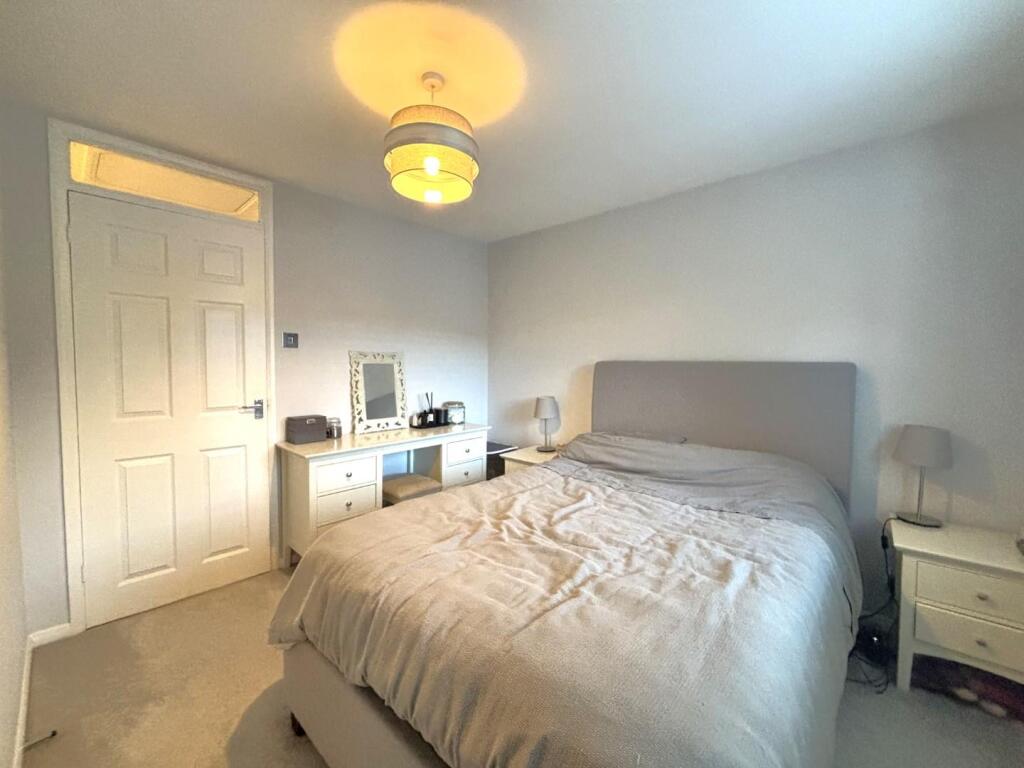 Bedroom 1.jpeg