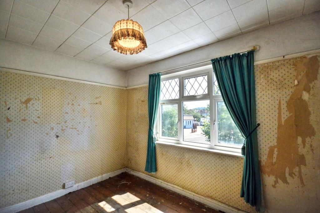 66 Beechcroft Avenue, Harrow, Middlesex, HA2 7JG