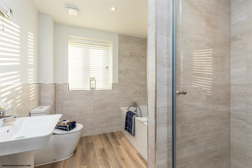 CG Fry show home