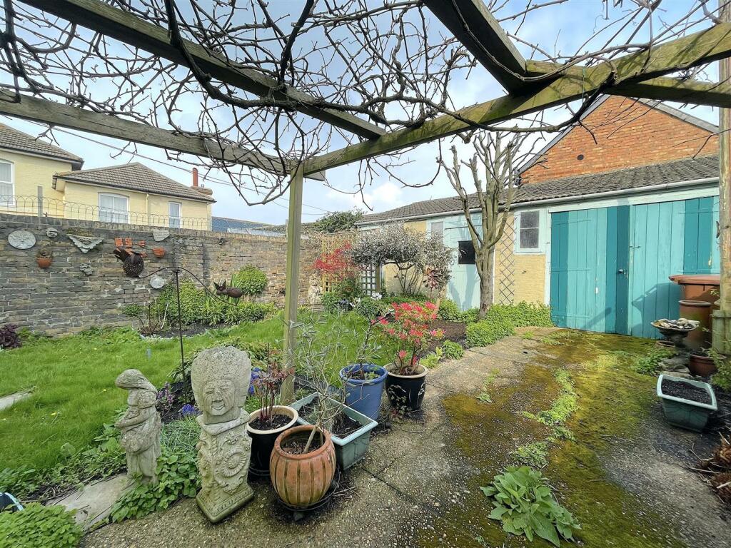 Garden (2).jpeg