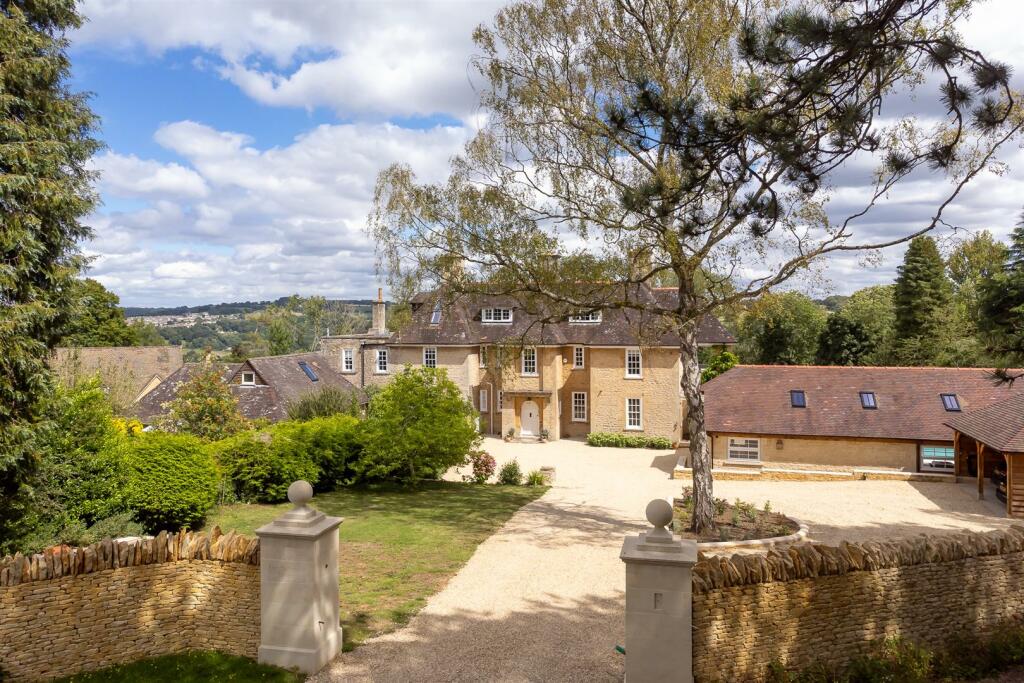 59 - Overbutterrow House - GL5 5BP - Web.jpg
