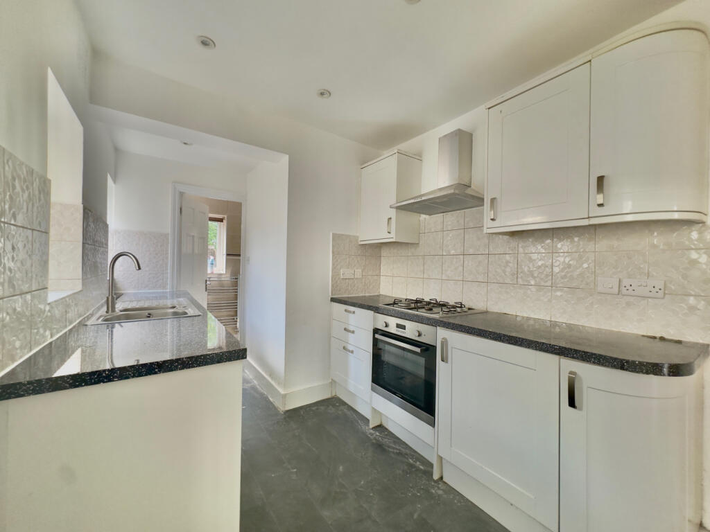 3 Bedroom Terraced House to let in Croydon