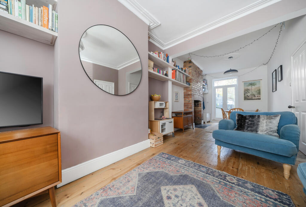 1382382-7-691c704...