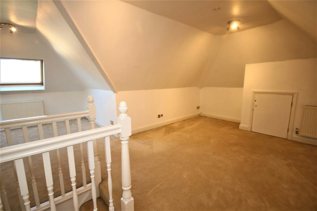 LOFTROOM/BEDROOM 5: PIC. 1