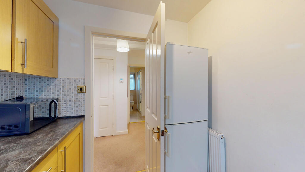 Flat-1-Lime-Tree-Court-05192025_125656