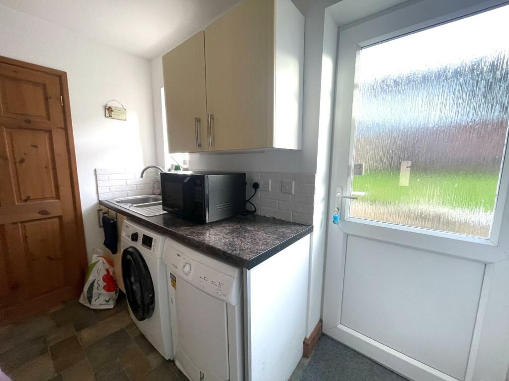 Utility Room.JPG