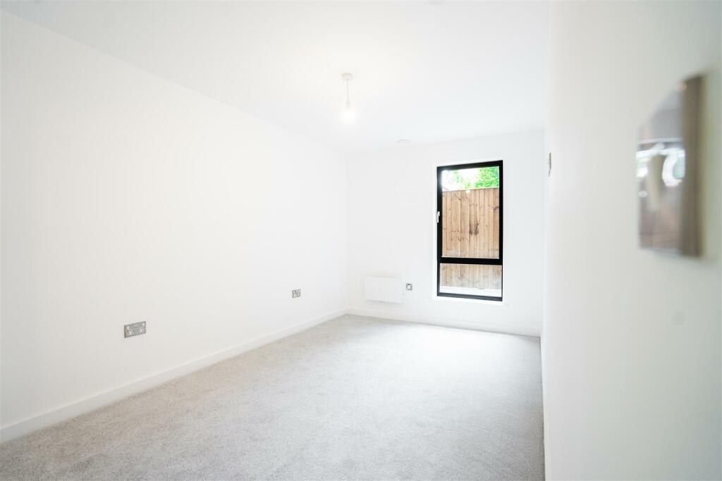 Flat 4-00012.jpg