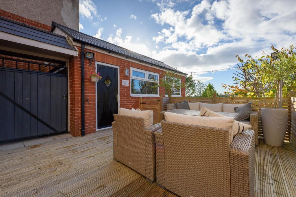 150LyminsterRoad(Exterior)-6.jpg