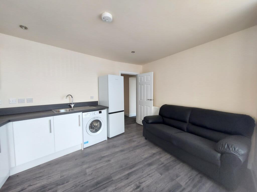 Derby Court Flat 13