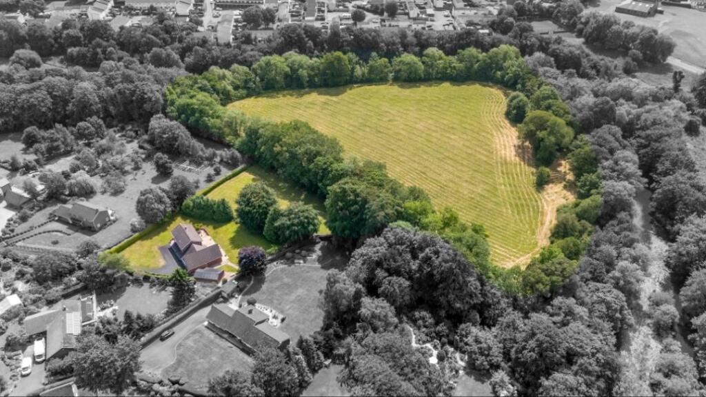 Overview inc paddock.jpeg