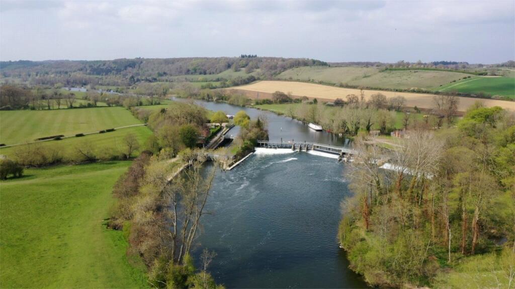 Purley On Thames