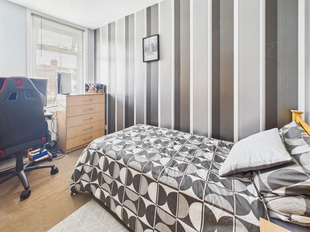 CAM05068G0-PR0040...