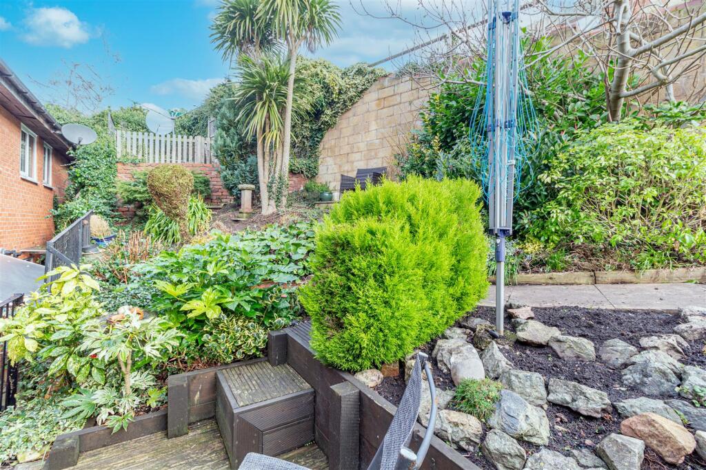 Garden-4.jpg