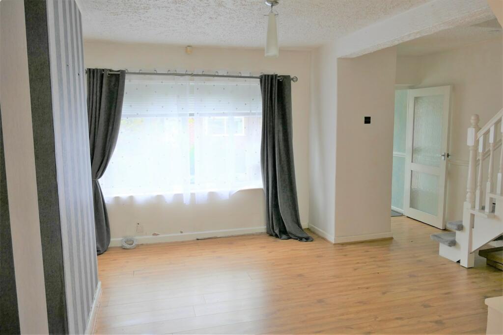 Lounge b