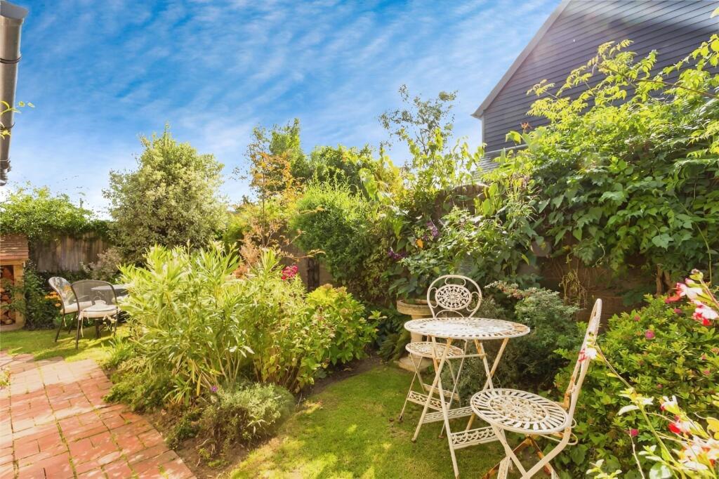 Garden2.jpg
