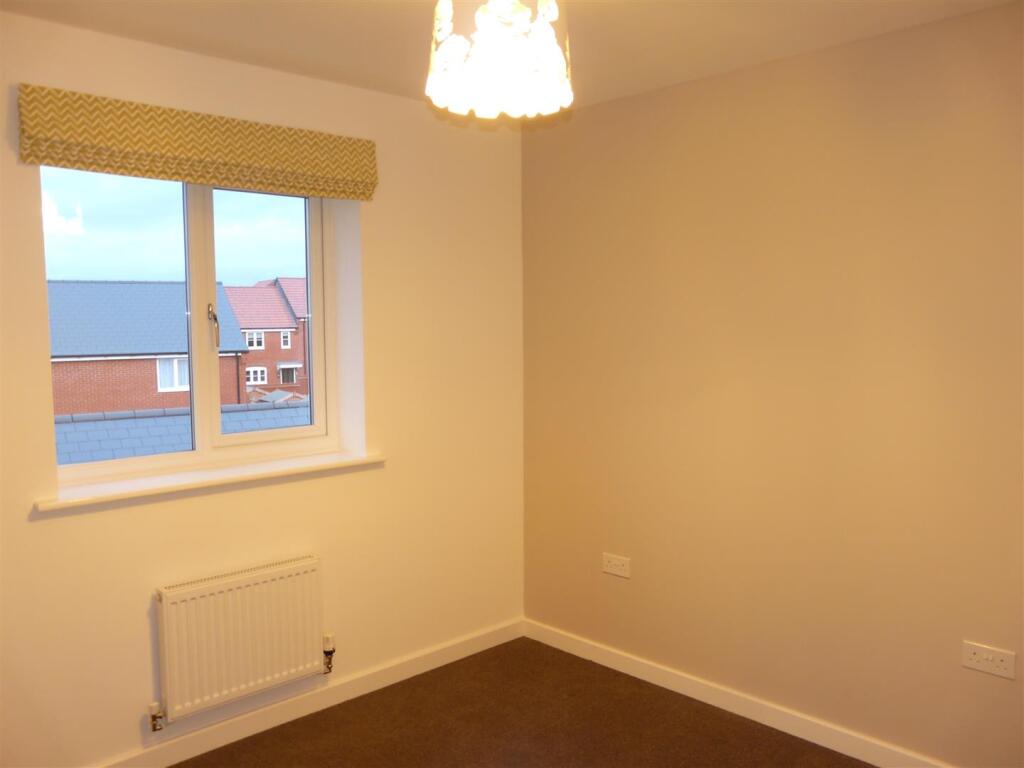 36 Thomas Place V2025.JPG
