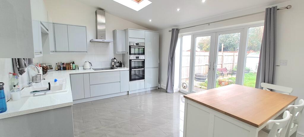 Kitchen/ Diner