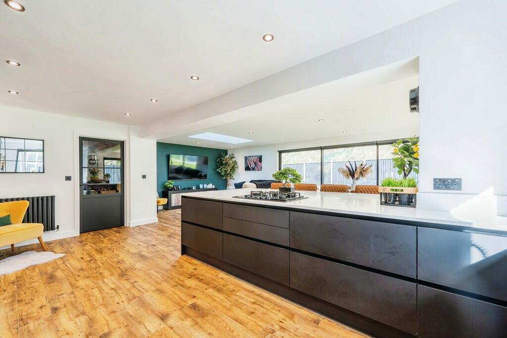 Open Plan Family ...