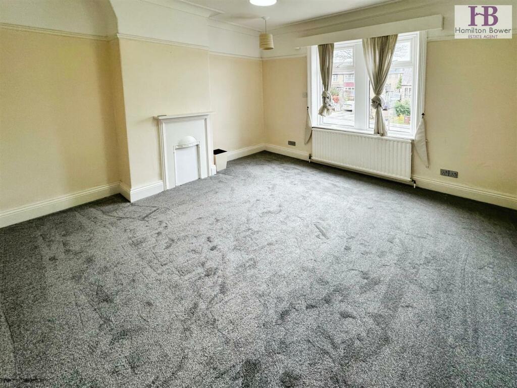 a55e3915-Bingley 20Road2.jpg