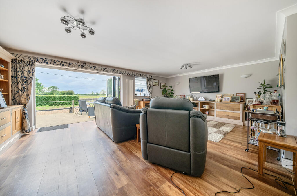 1304671-14-684080...