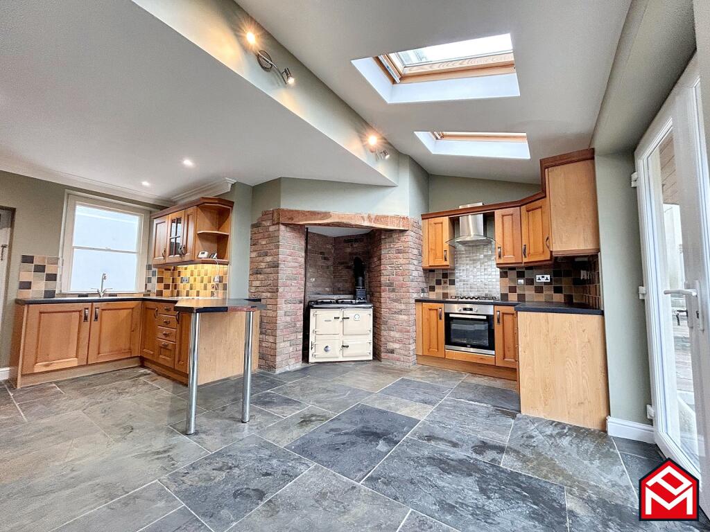 Kitchen/Breakfast Room