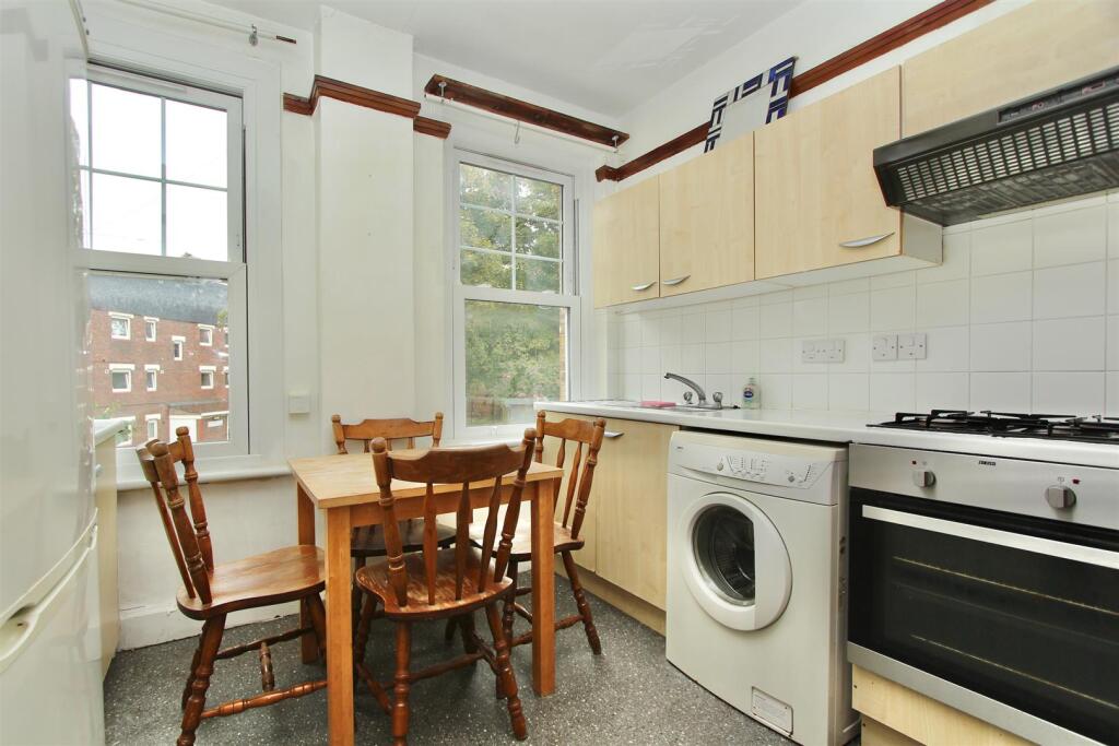 Nevill Road, N16