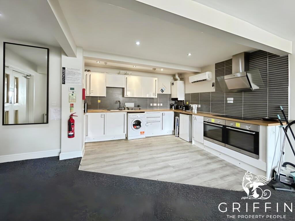 78c632bacommunal20kitchen20area