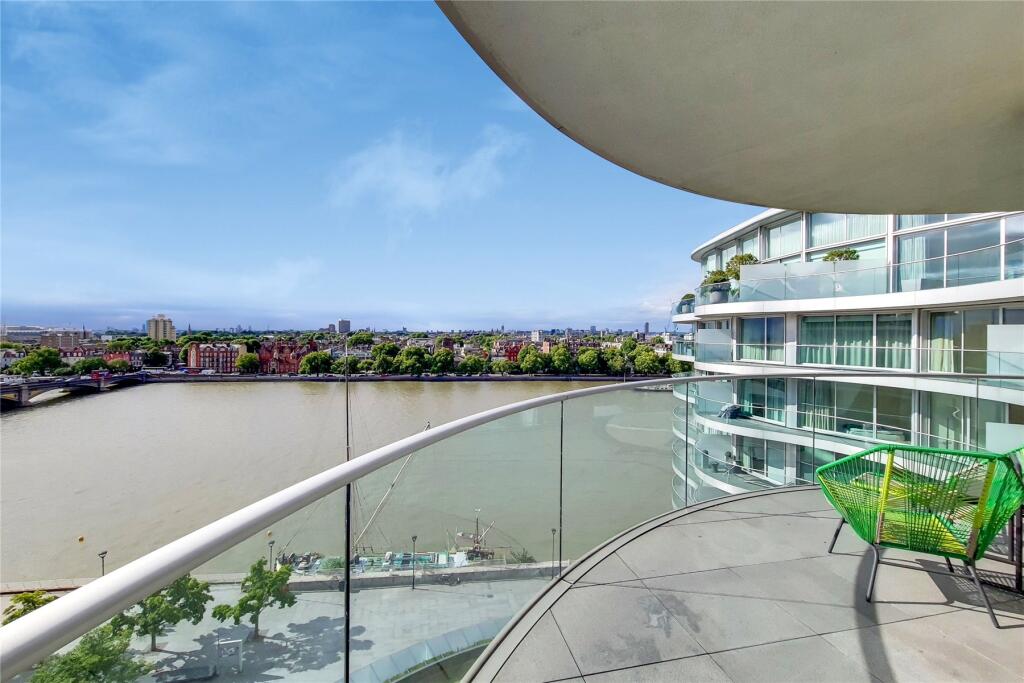 7_Balcony-0
