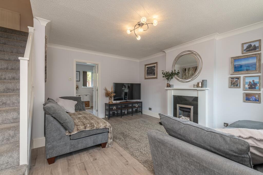 04 - 19 Marsland Court BD19 4QQ