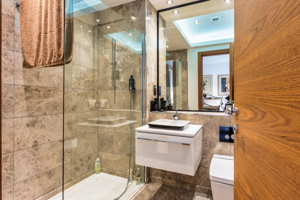 Ensuite