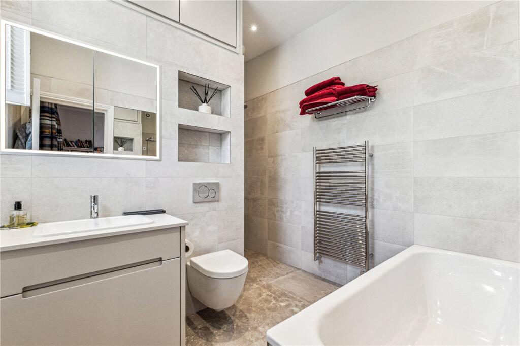 2nd Bathroom