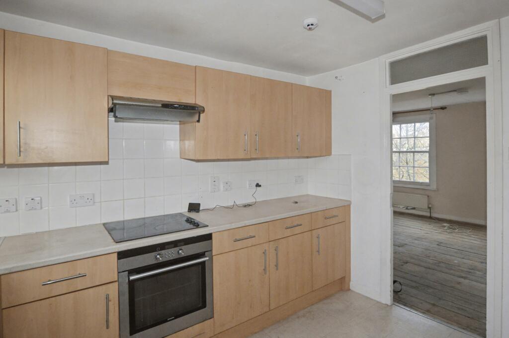 Flat 4, 21/23 Harewood Avenue, Marylebone, London, NW1 6LE