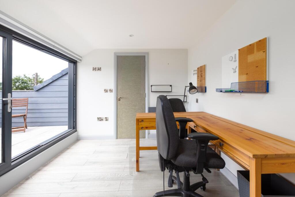 Flat 7, Avon View, 153 Crews Hole Road, BS5-14.jpg