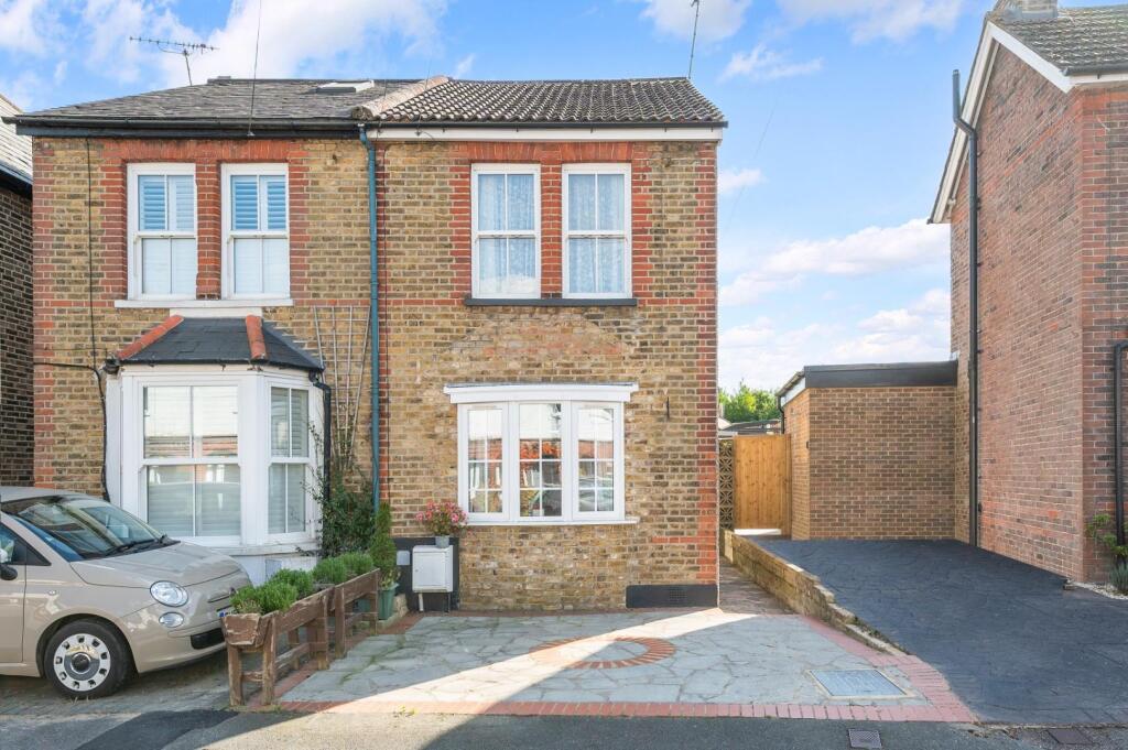 FERNDALE ROAD (2).jpg