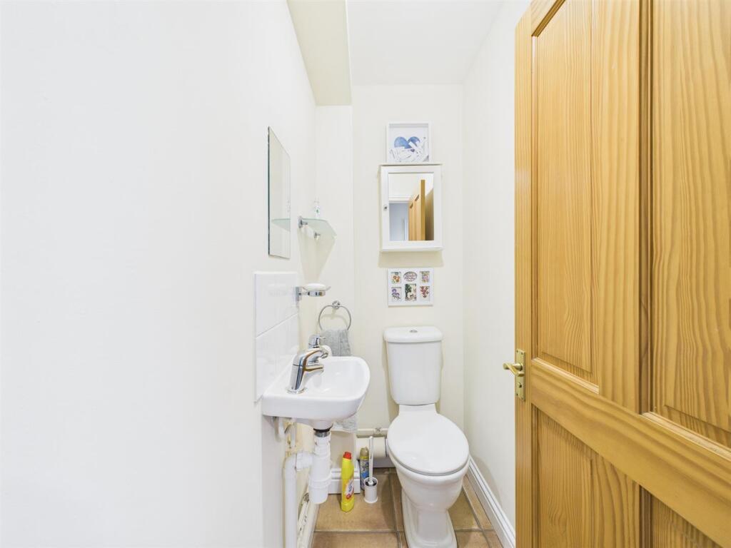 Old Engine Tenement WC