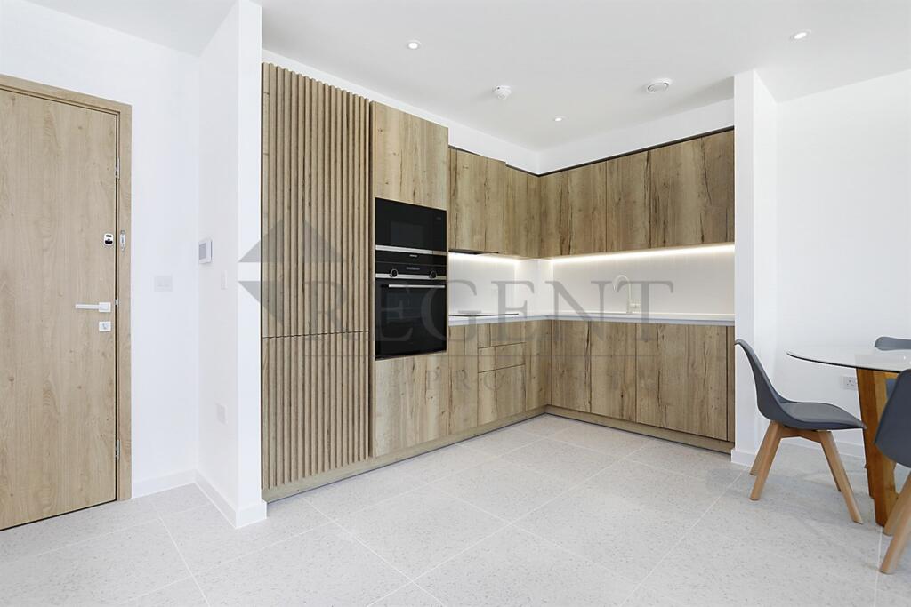 Full Kitchen view