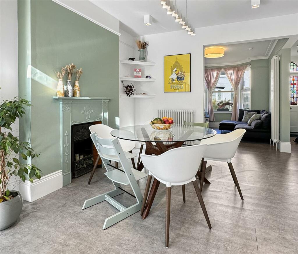 Cropped lounge hallway.jpg