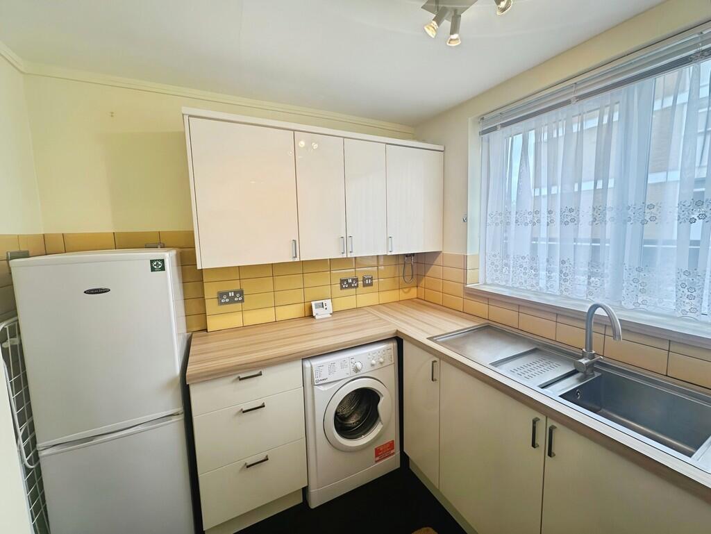 541e53ad-WhatsApp...