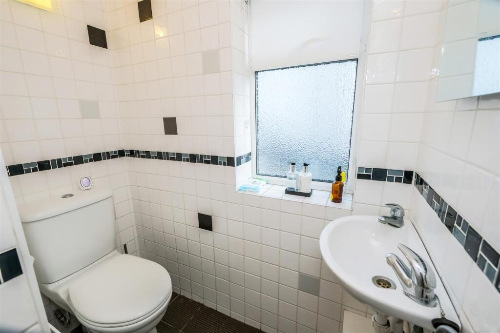 10, Priory Close-35.jpg