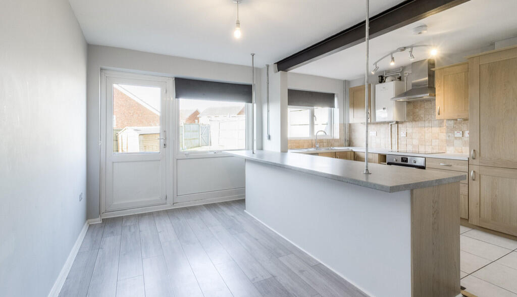 Kitchen 1