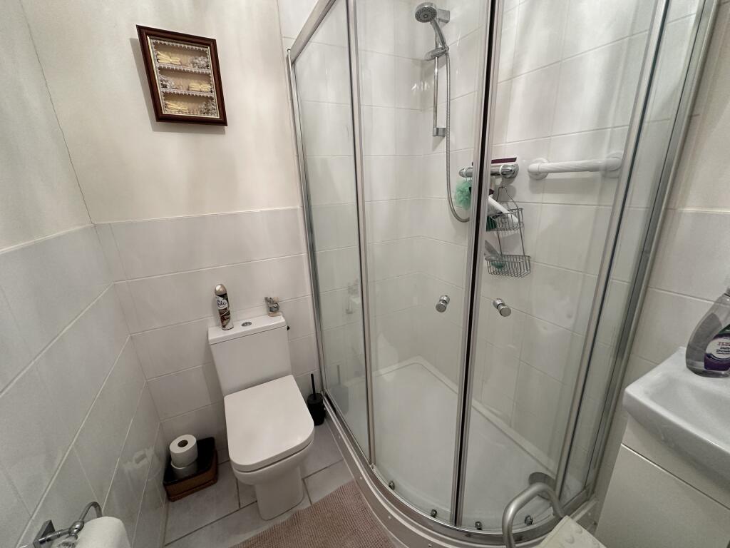 Shower.JPG