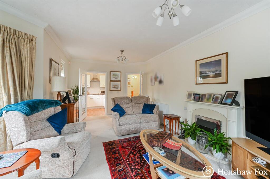 Ph5_5638023 - Copy.jpg